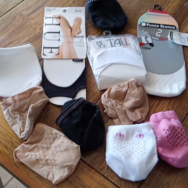 Woman's Toe Socks Bundle